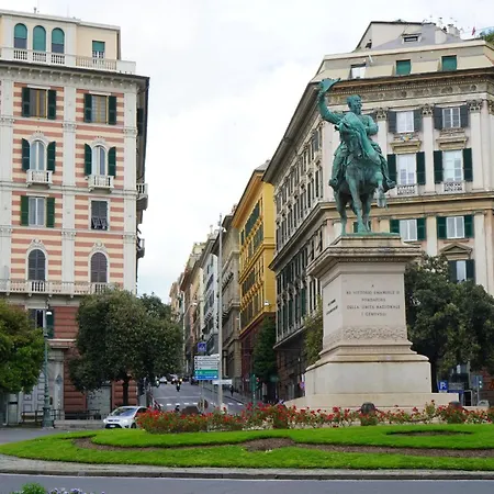 Lägenhet Terrazzaconvista - Sui Tetti Della Citta Vecchia Genua