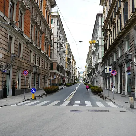Terrazzaconvista - Sui Tetti Della Citta Vecchia